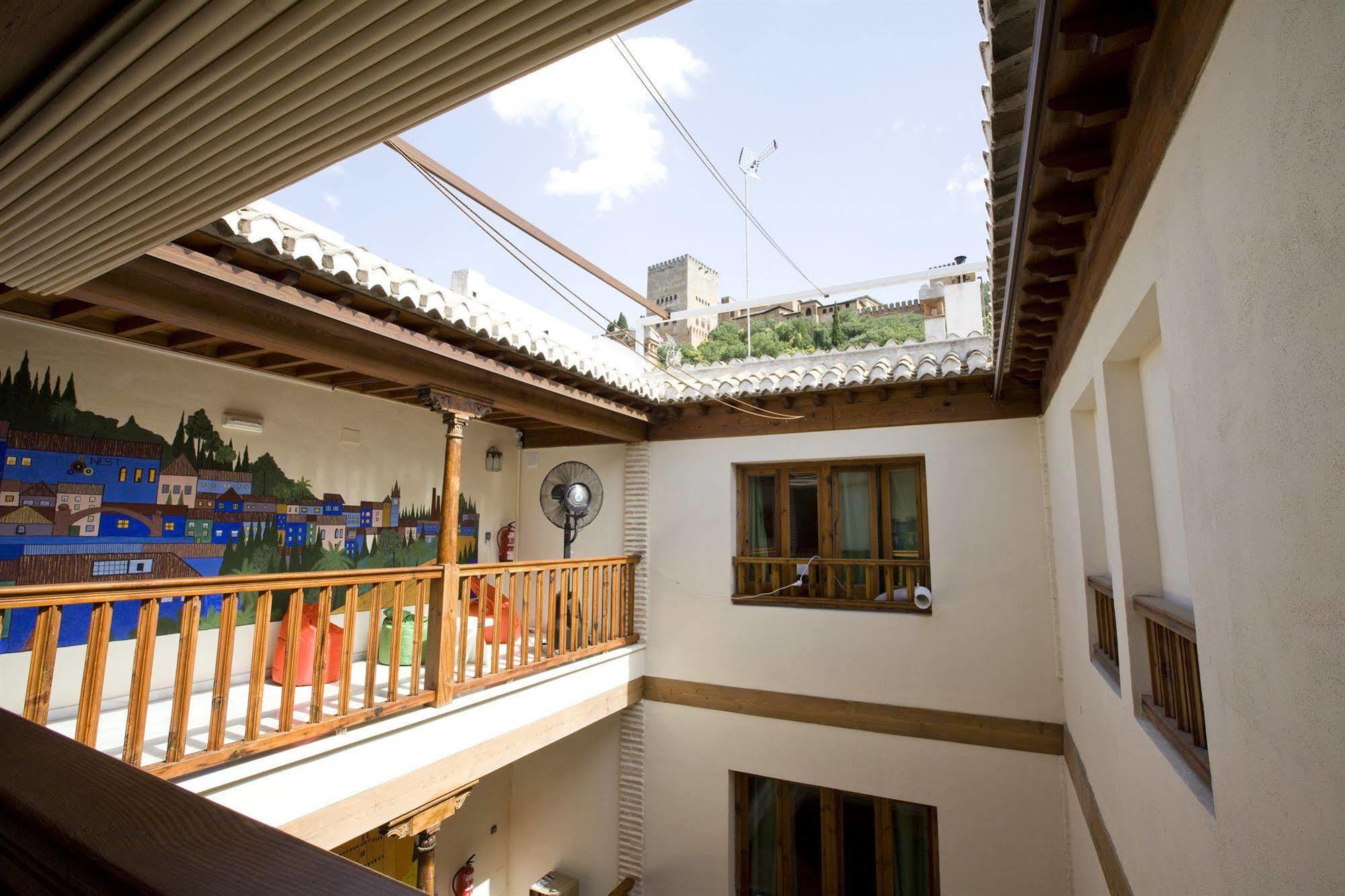 White Nest Hostel Granada Exterior foto